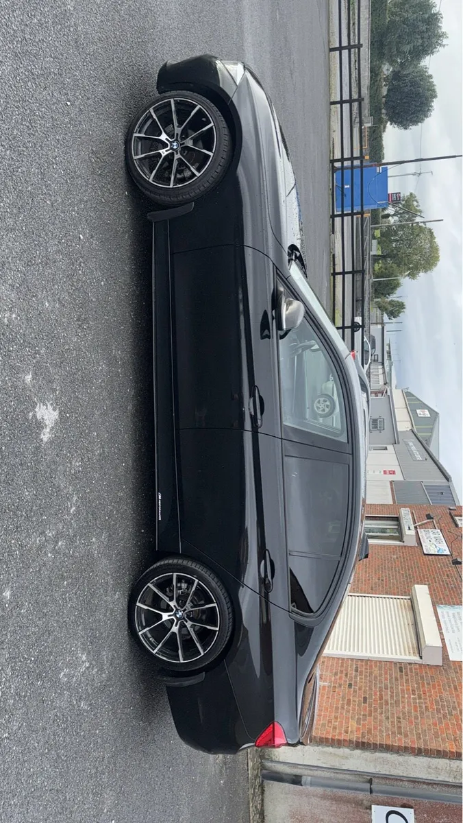 2017 BMW 320 D SPORT - BLACK EDITION - 2 YEARS NCT - Image 2