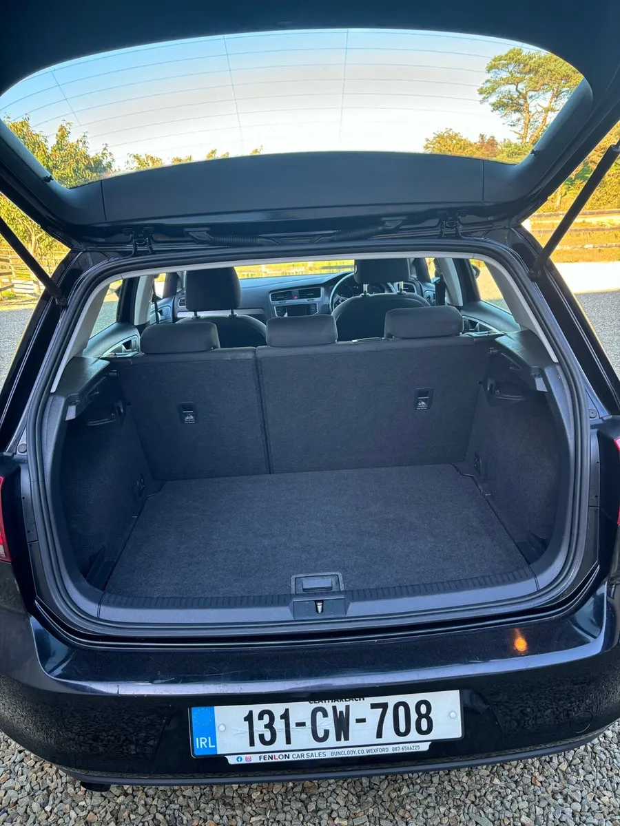 131 Volkswagen Golf - Image 3