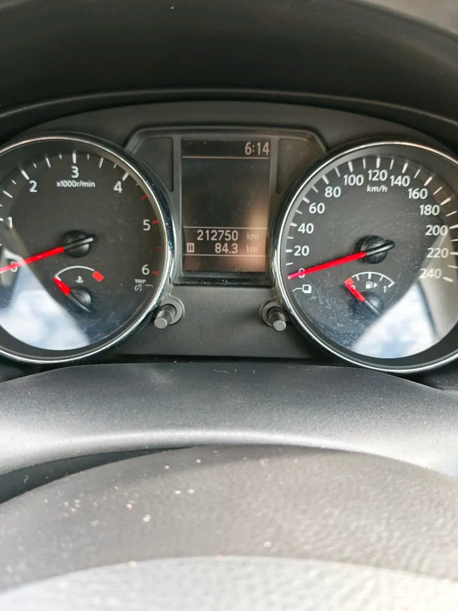 Nissan Qasqai 2012 - Image 2
