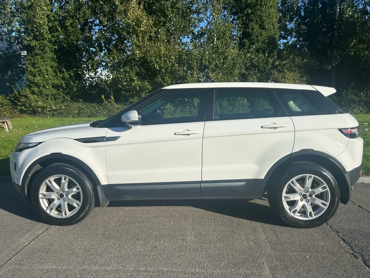 2012 RANGE ROVER EVOQUE TD4 AUTOMATIC - Image 2