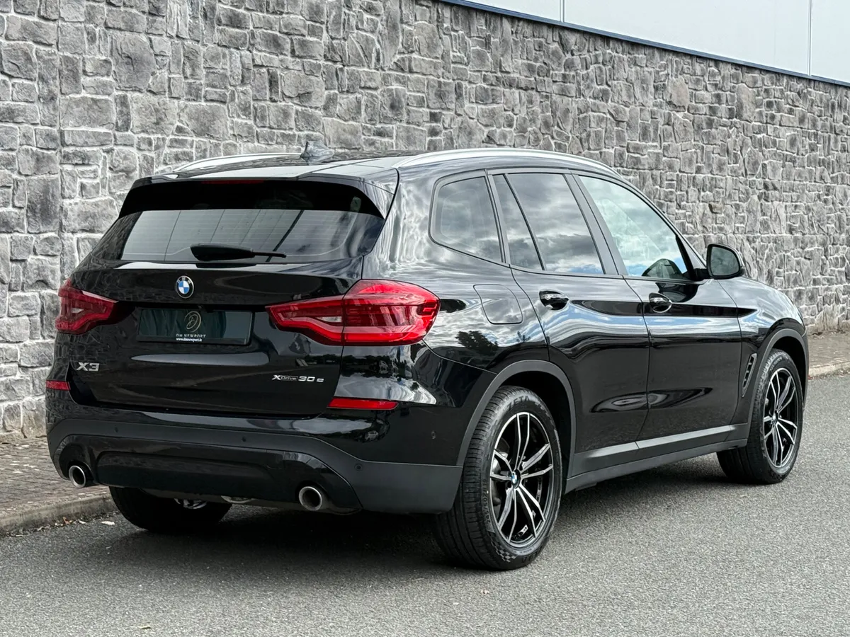 2021 BMW X3 X-Drive 30e FSH - Image 2