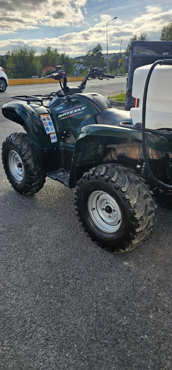 2018 YAMAHA GRIZZLY 550 & SPRAYER SET UP - Image 4