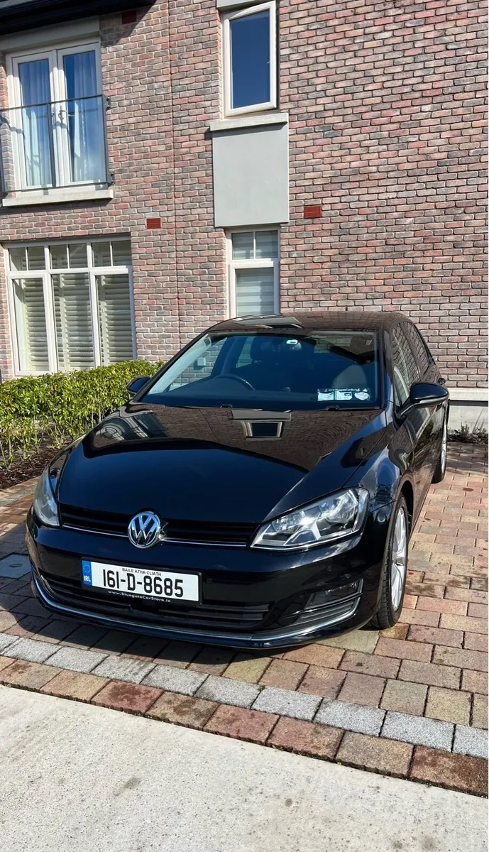 2016 Volkswagen Golf Highline TSI Manual 5DR 110HP - Image 2