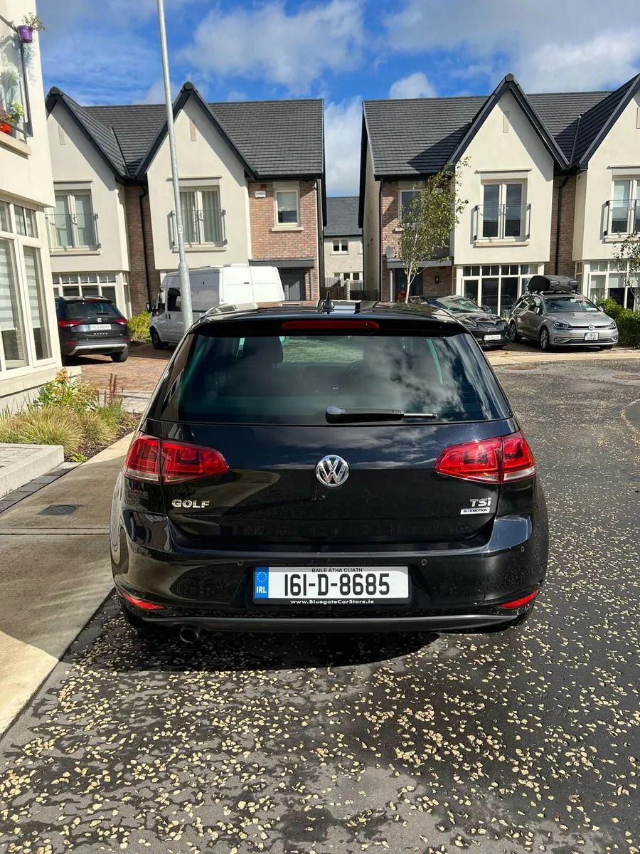2016 Volkswagen Golf Highline TSI Manual 5DR 110HP - Image 3
