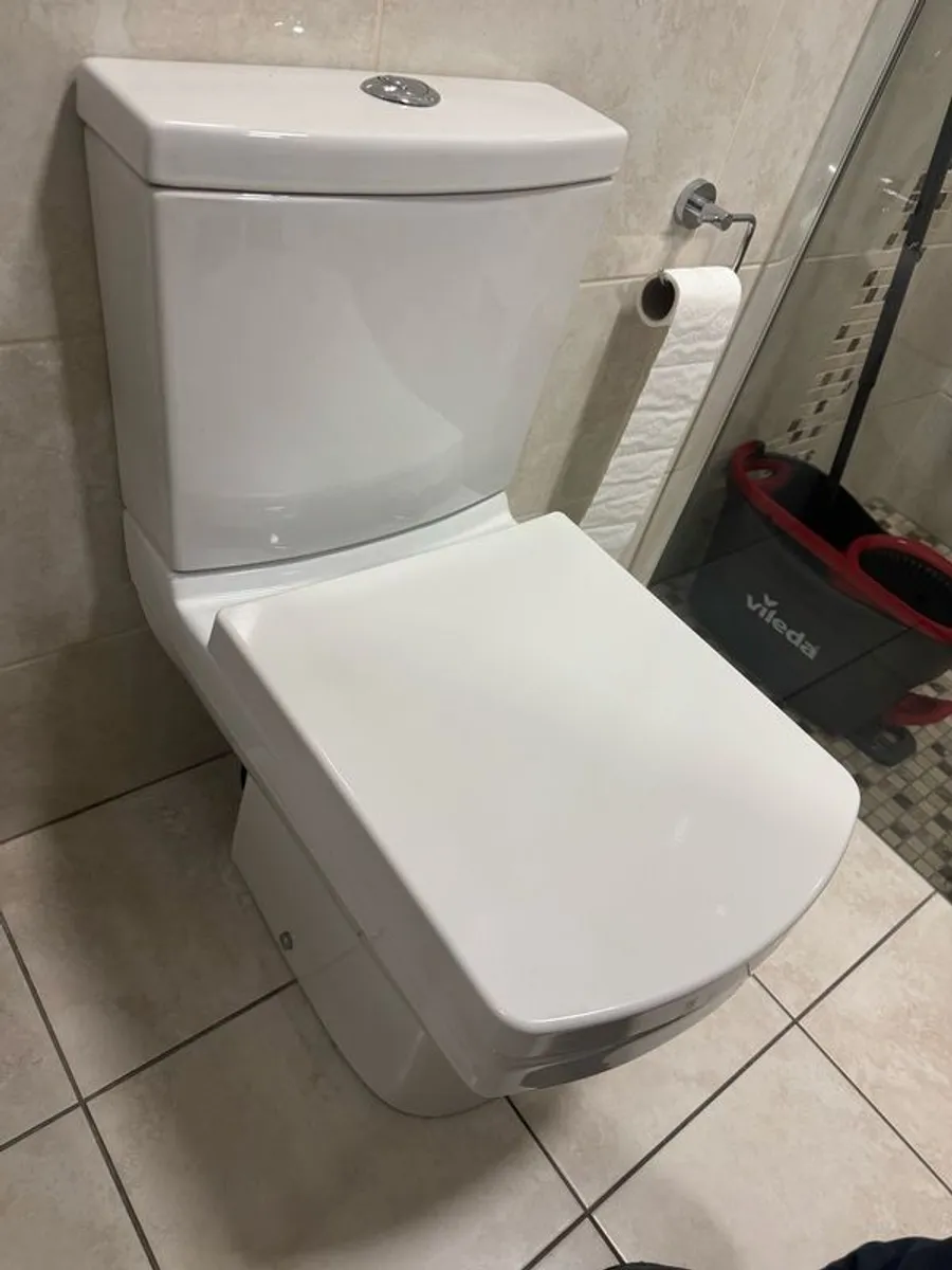toilet - Image 3