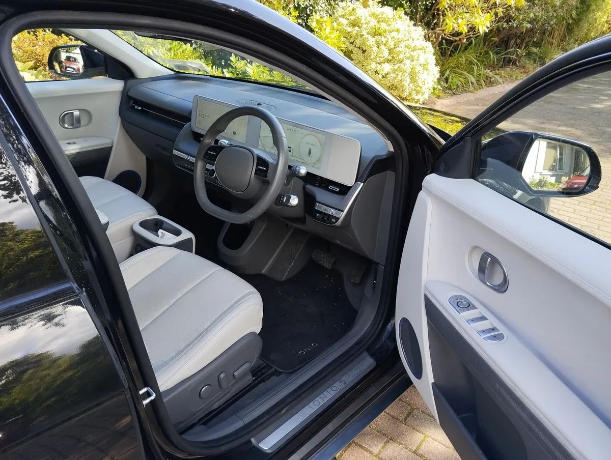Hyundai IONIQ 5 58kw - Image 4