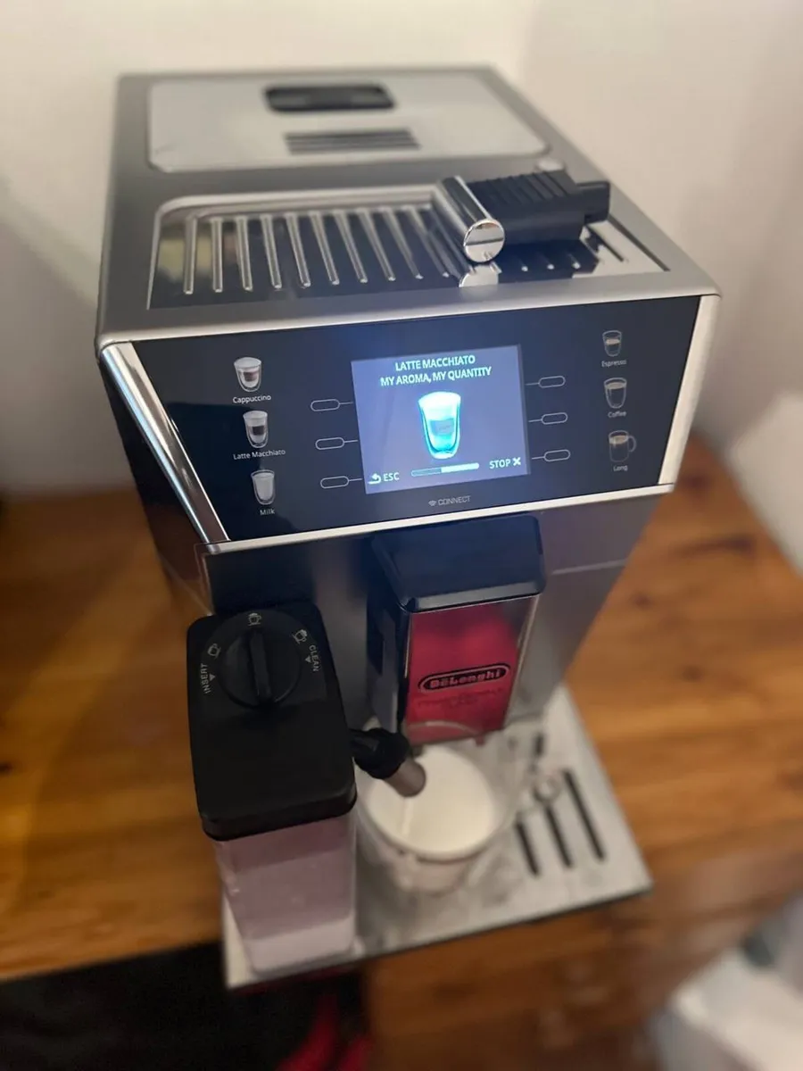 Coffee machine Delonghi PrimaDonna Class - Image 3