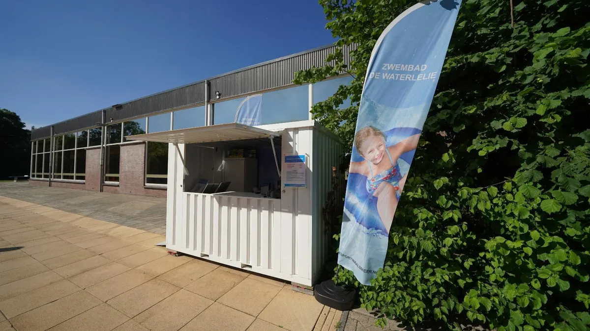 White Folding Canopy Container 3x2 meters RAL 9016 - Image 3