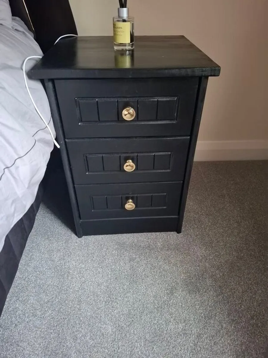 black  bedside lockers,2 of them