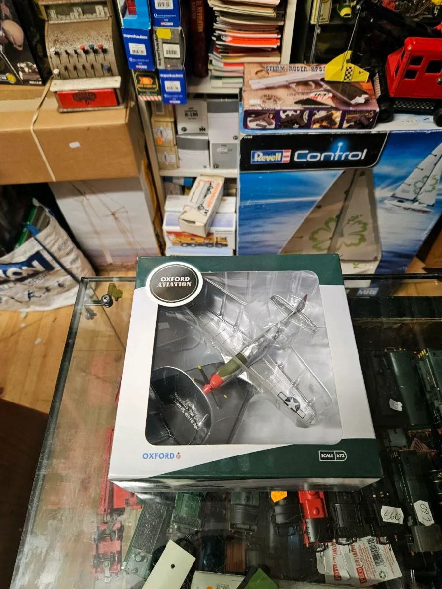 Corgi Oxford American WW2 P51 Mustang - Image 1