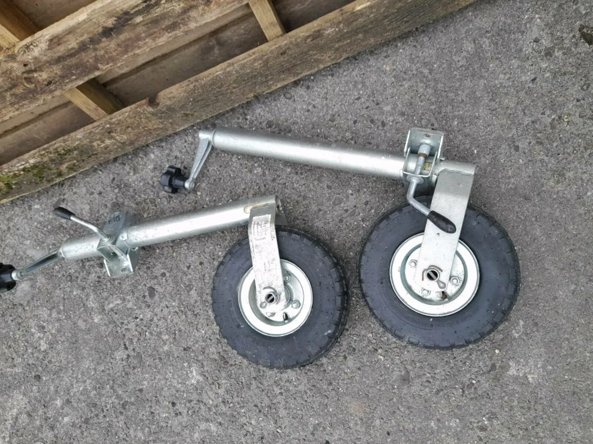 2 jockey wheels - Image 1