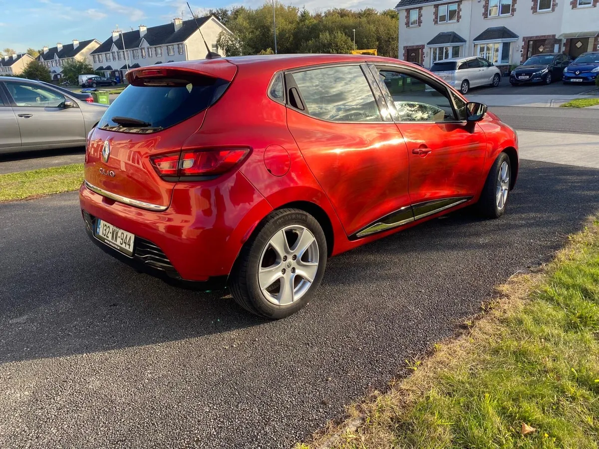 ‘13 Clio 1.0P, nct 10/26 tax 01/26 - Image 3
