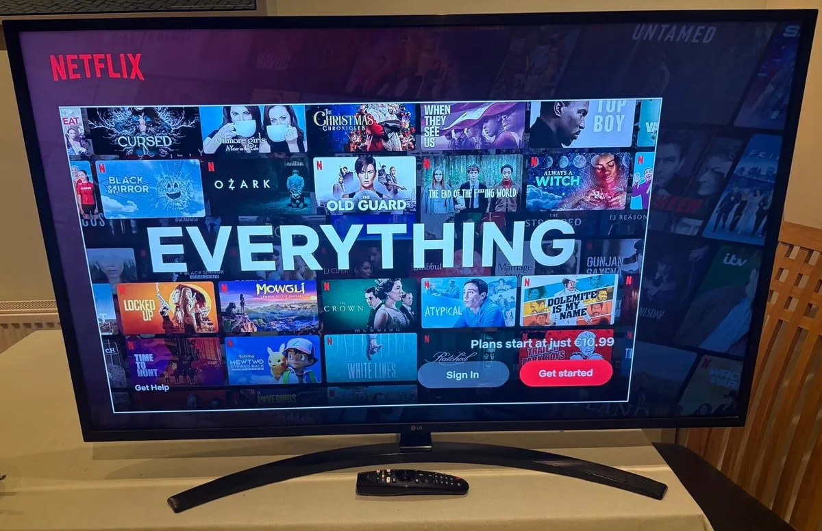 50 Inch Smart Tv - Image 4