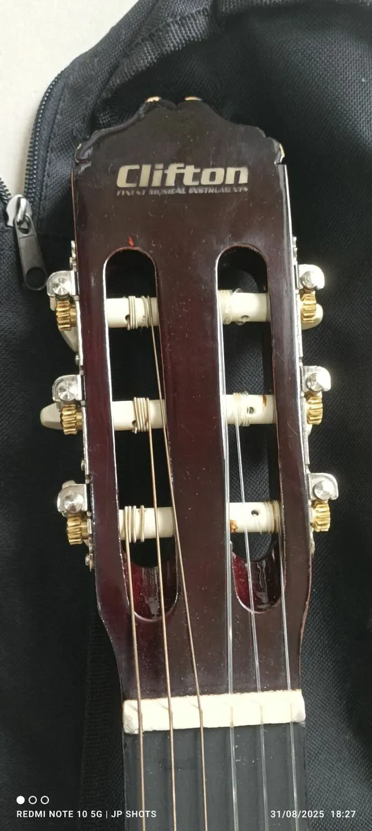 Guitar - Image 4