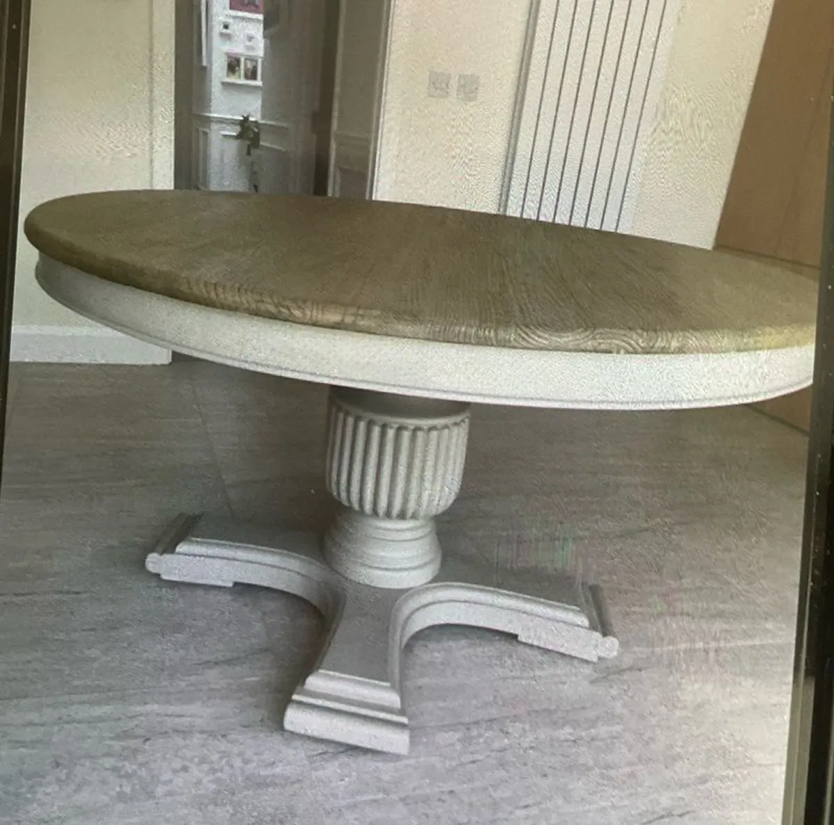 "Sarah hardwick"   Solid timber top dining room table and  4 chairs - Image 3