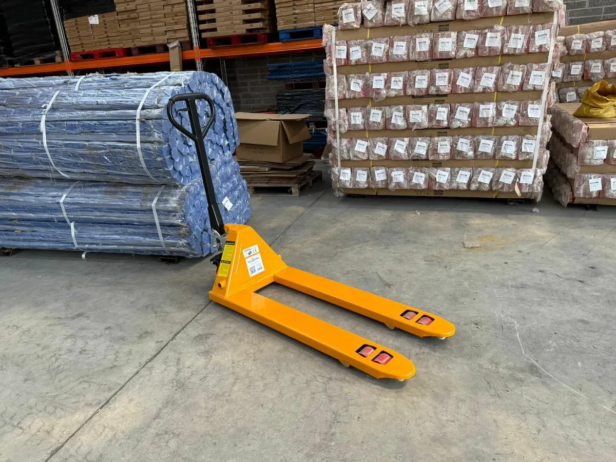 3 Ton Pallet Trucks Brand New - Image 2