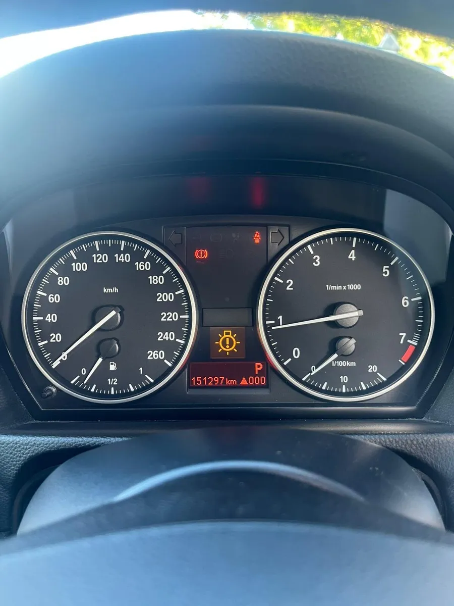 BMW e92 coupe 2.0 petrol - Image 3