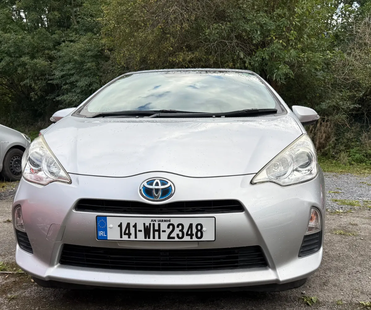 Toyota Aqua 2014/ hybrid/ low mileage - Image 2