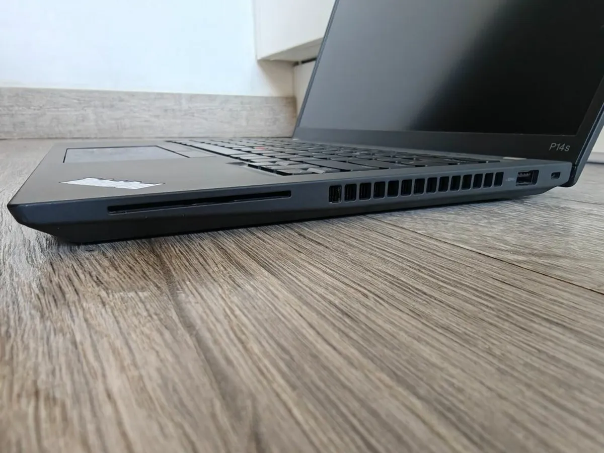 Lenovo ThinkPad P14s Laptop | i7 (12th gen) | 32GB - Image 3