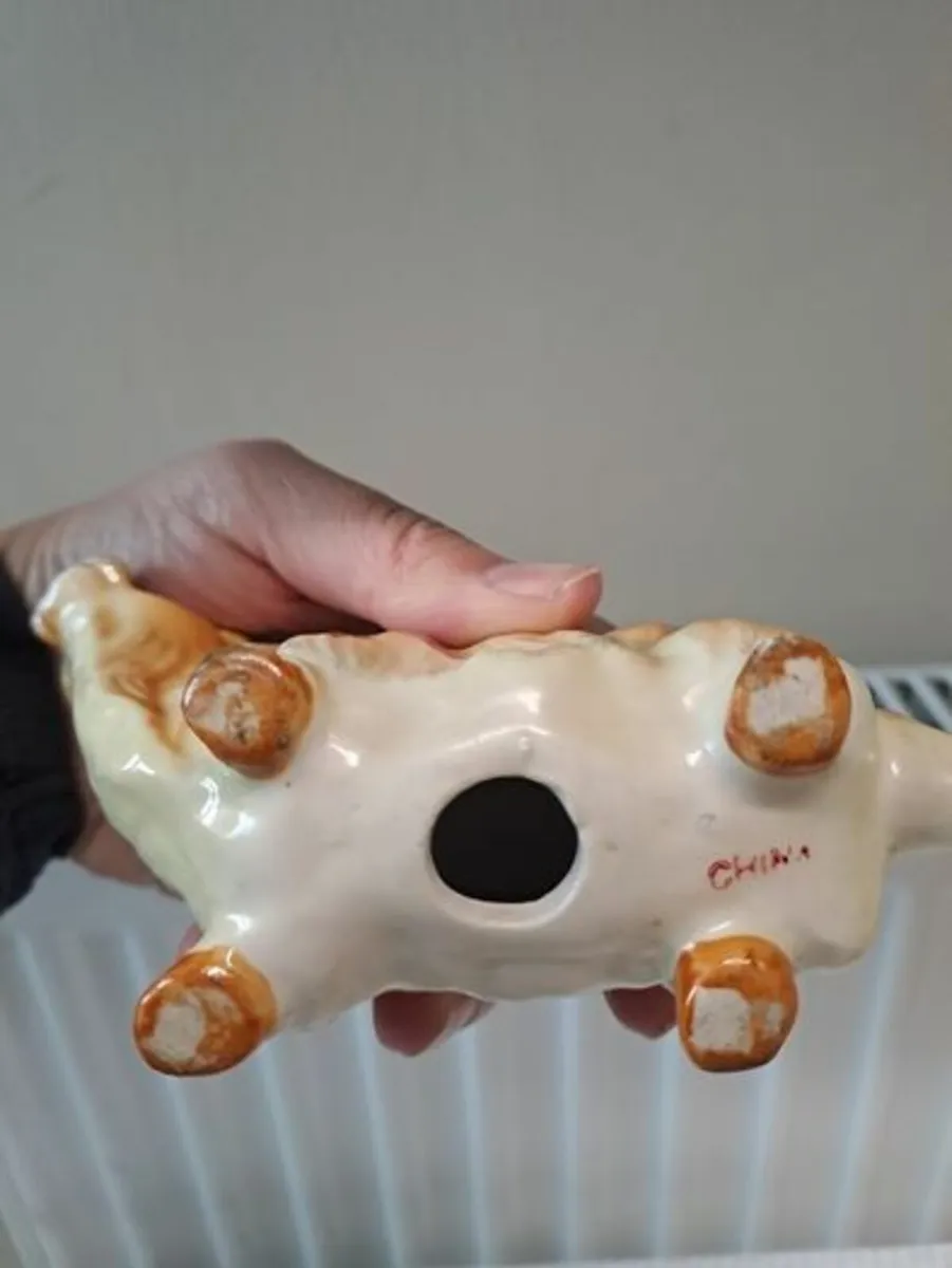 Porcelain cow or yak figurine - Image 4