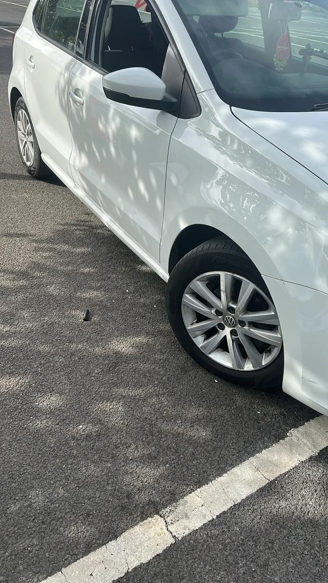 Volkswagen Polo 2017 - Image 2