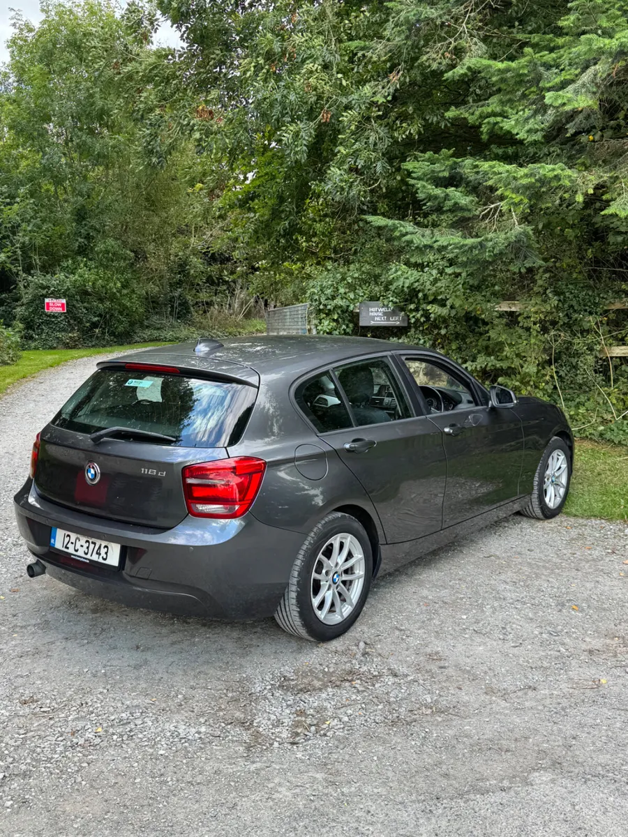 BMW 1-Series 2012 - Image 4