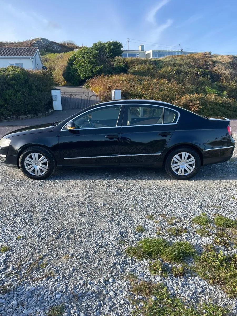 VW Passat Automatic - Image 3