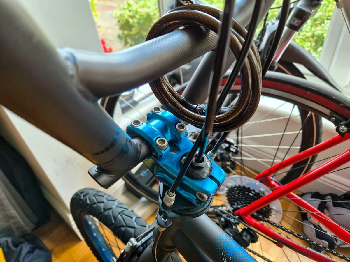 Kids Bike, as new! - Image 4