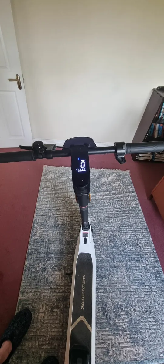 Electric scooter - Image 1