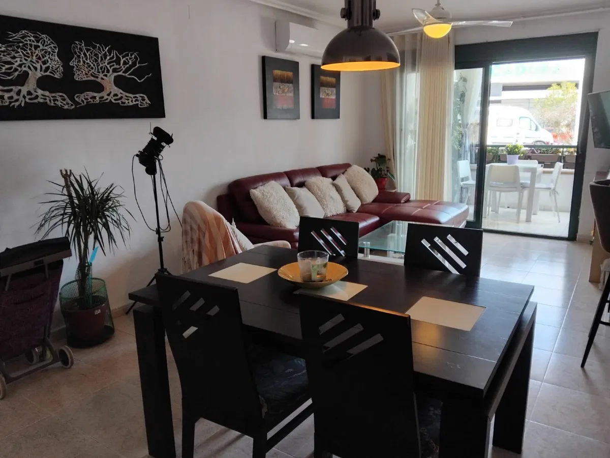 Holiday Apartment to Rent Villemartin Spain - Image 3