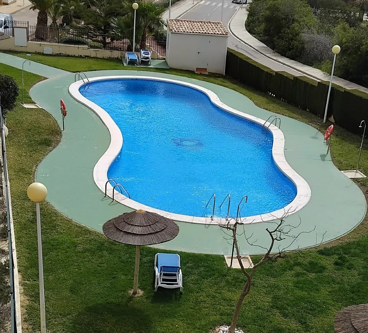 Holiday Apartment to Rent Villemartin Spain - Image 1