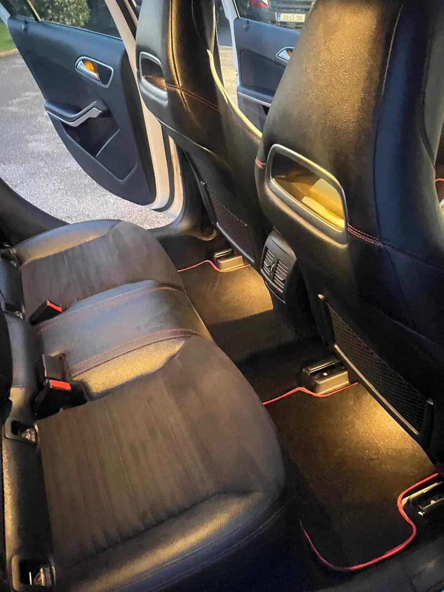 Mercedes-Benz A-Class 2017 - Image 4