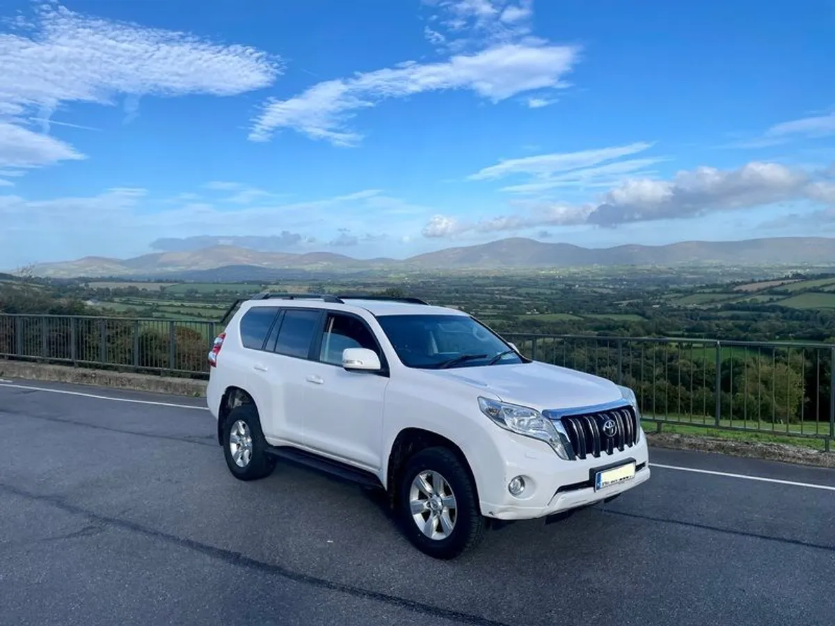 2014 Toyota Land Cruiser - Image 1