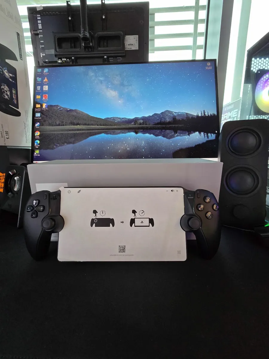 PlayStation Portal | Black - Like New - with Box - Image 1