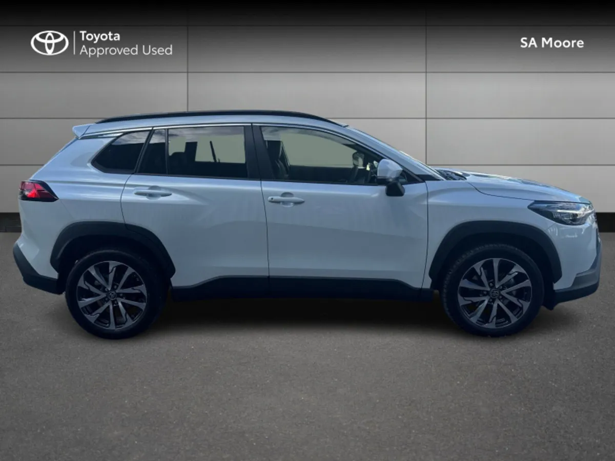 Toyota Corolla Cross SOL - PANORAMIC ROOF - Image 3