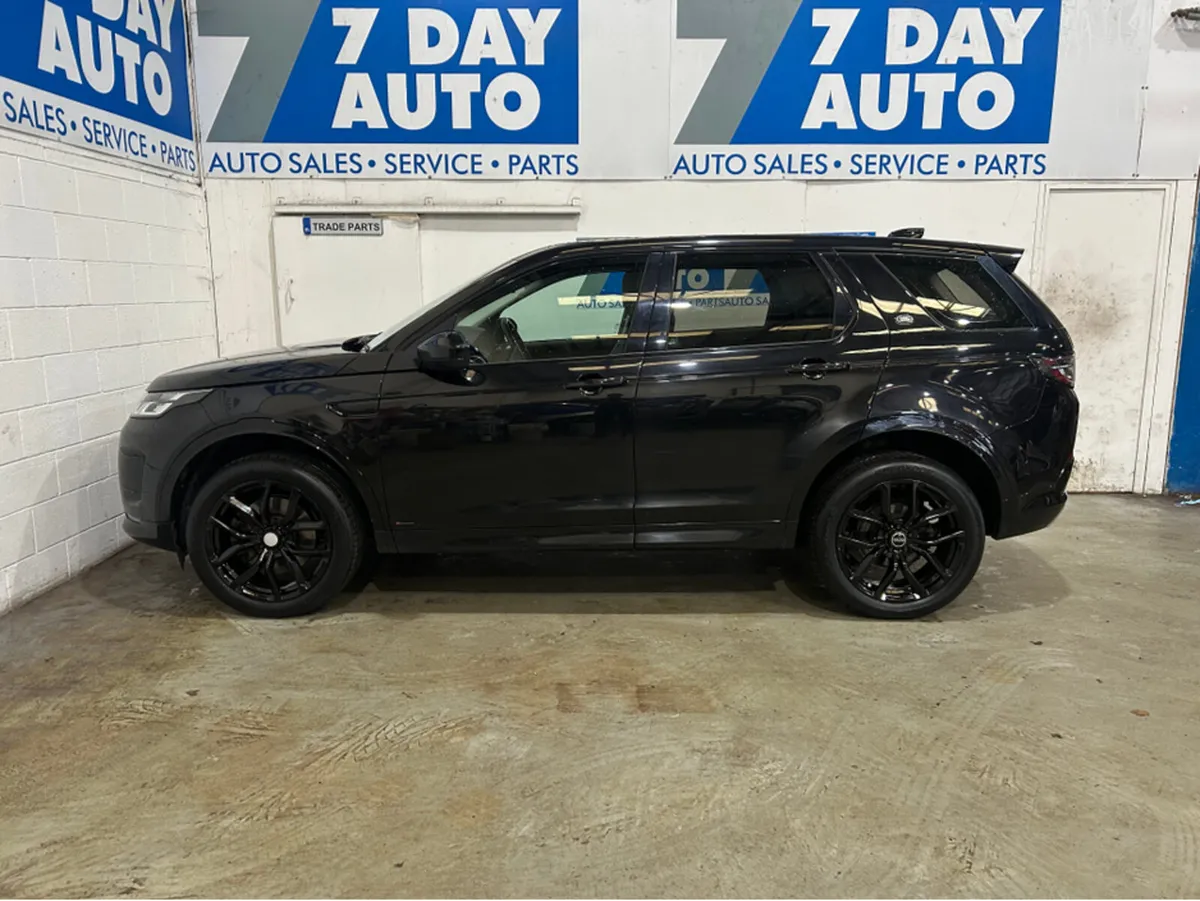 Land Rover Discovery Sport R-DYNAMIC 2.0 ED4 5 SEA - Image 4