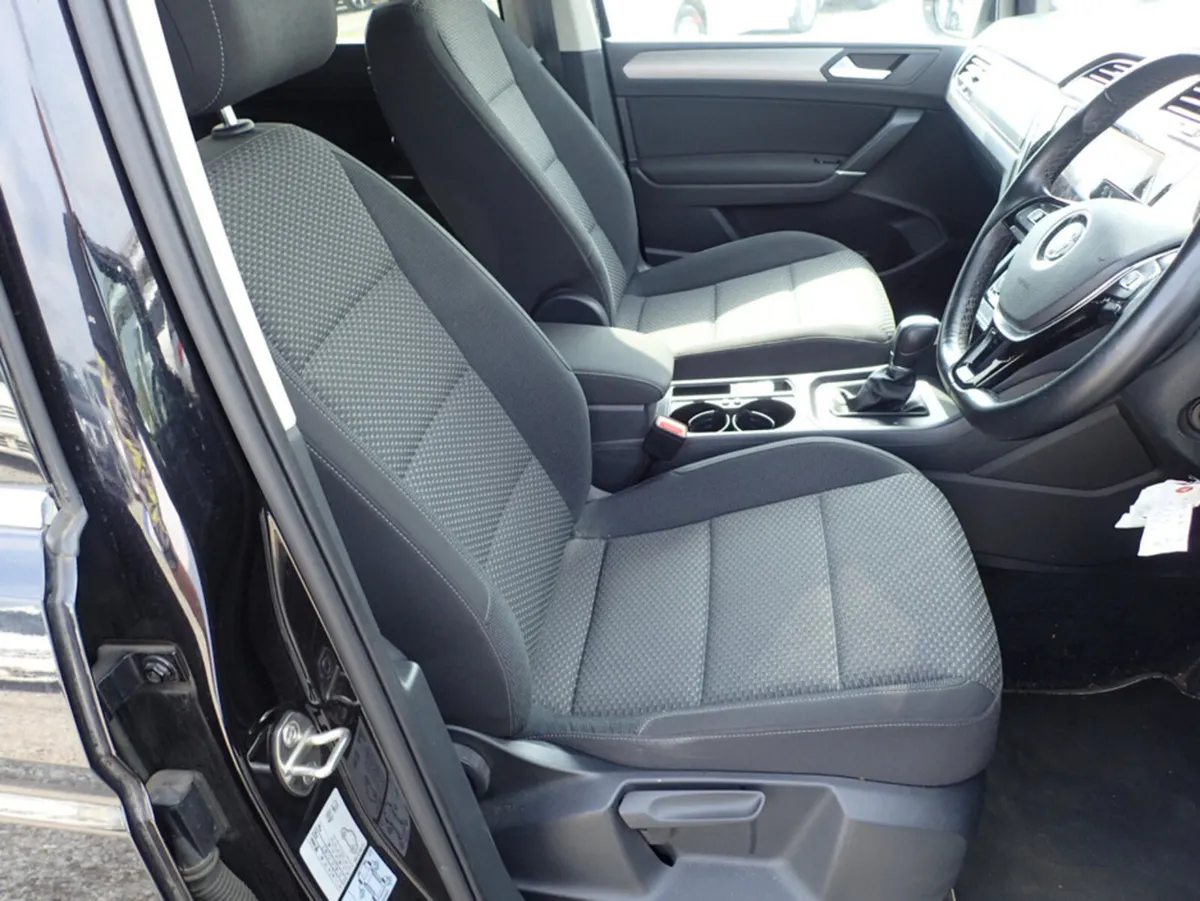 Volkswagen Touran 7 SEATER=1.4 TSI COMFORTLINE PRO - Image 3