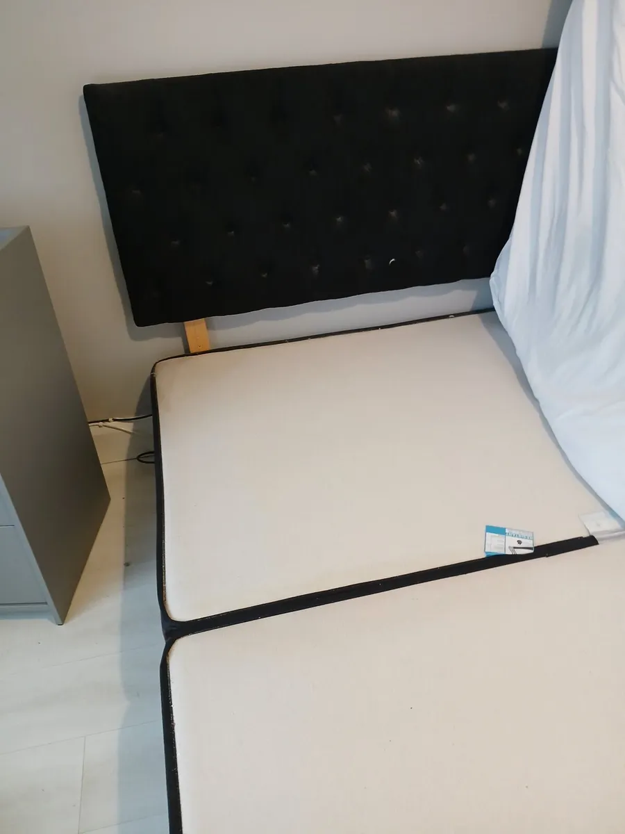 Bed base