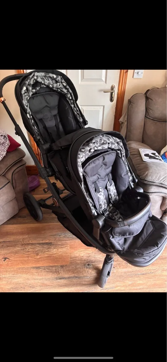 My babiie double /single stroller (new) - Image 3