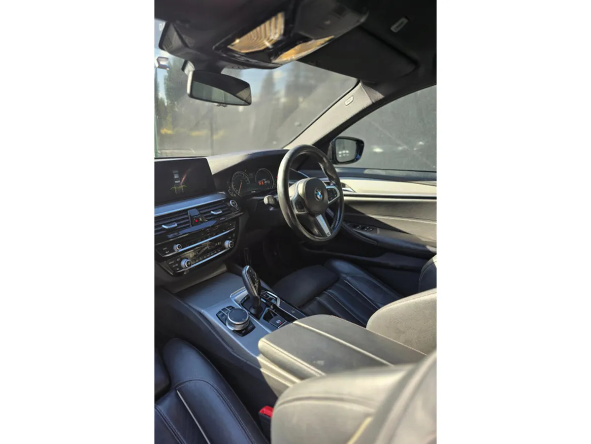BMW 5-Series G30 M SPORT AUTO/M PERFORMANCE KIT & - Image 4