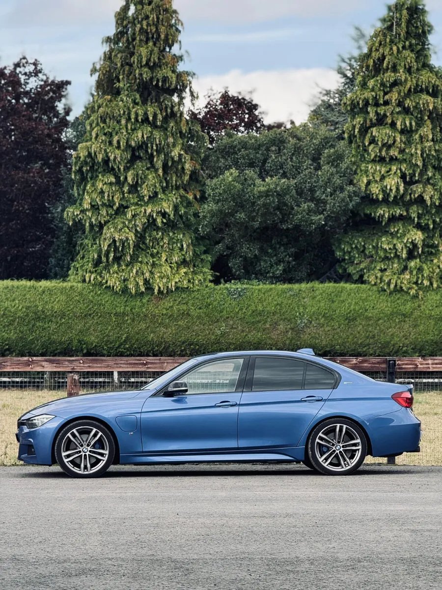 🌟 BMW 330e M Sport 2017 🌟 - Image 2