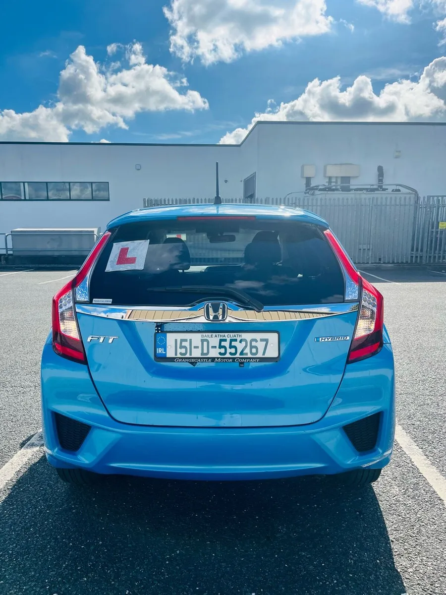 Honda Fit 1.5L Petrol Hybrid Automatic 2015. - Image 4