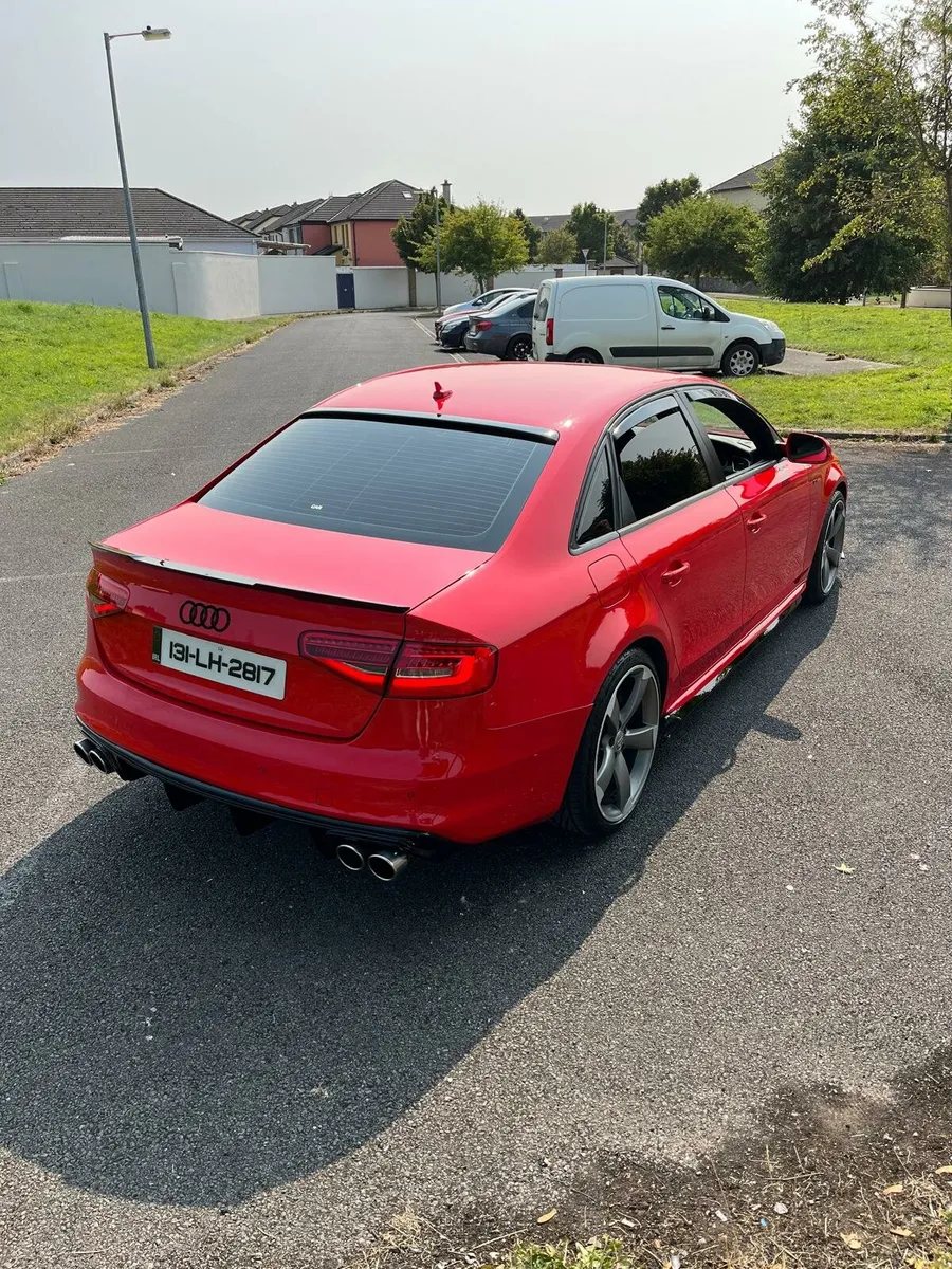Audi a4 b8.5 sline black ed - Image 3
