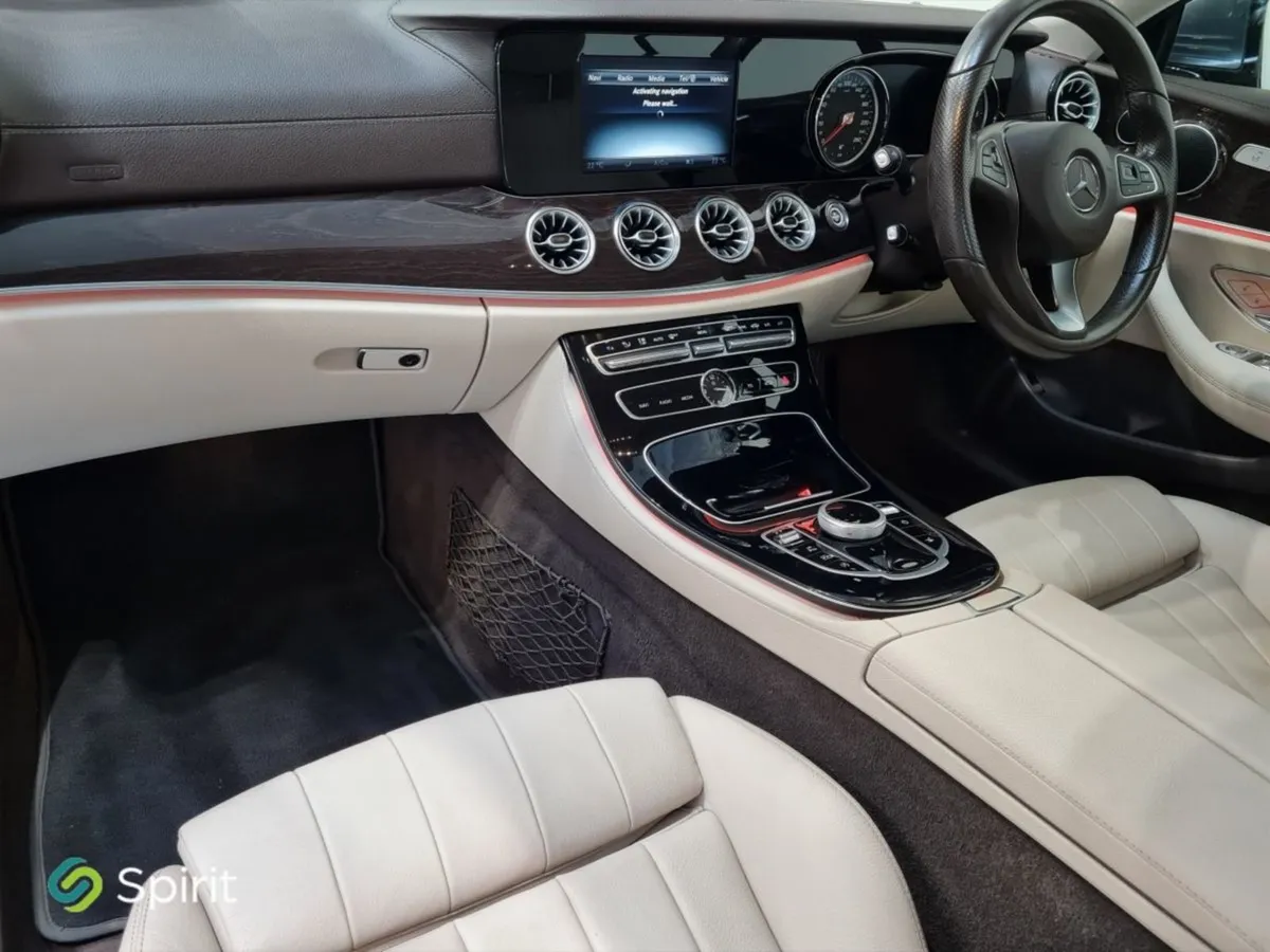Mercedes-Benz E-Class E220 Coupe - Image 4