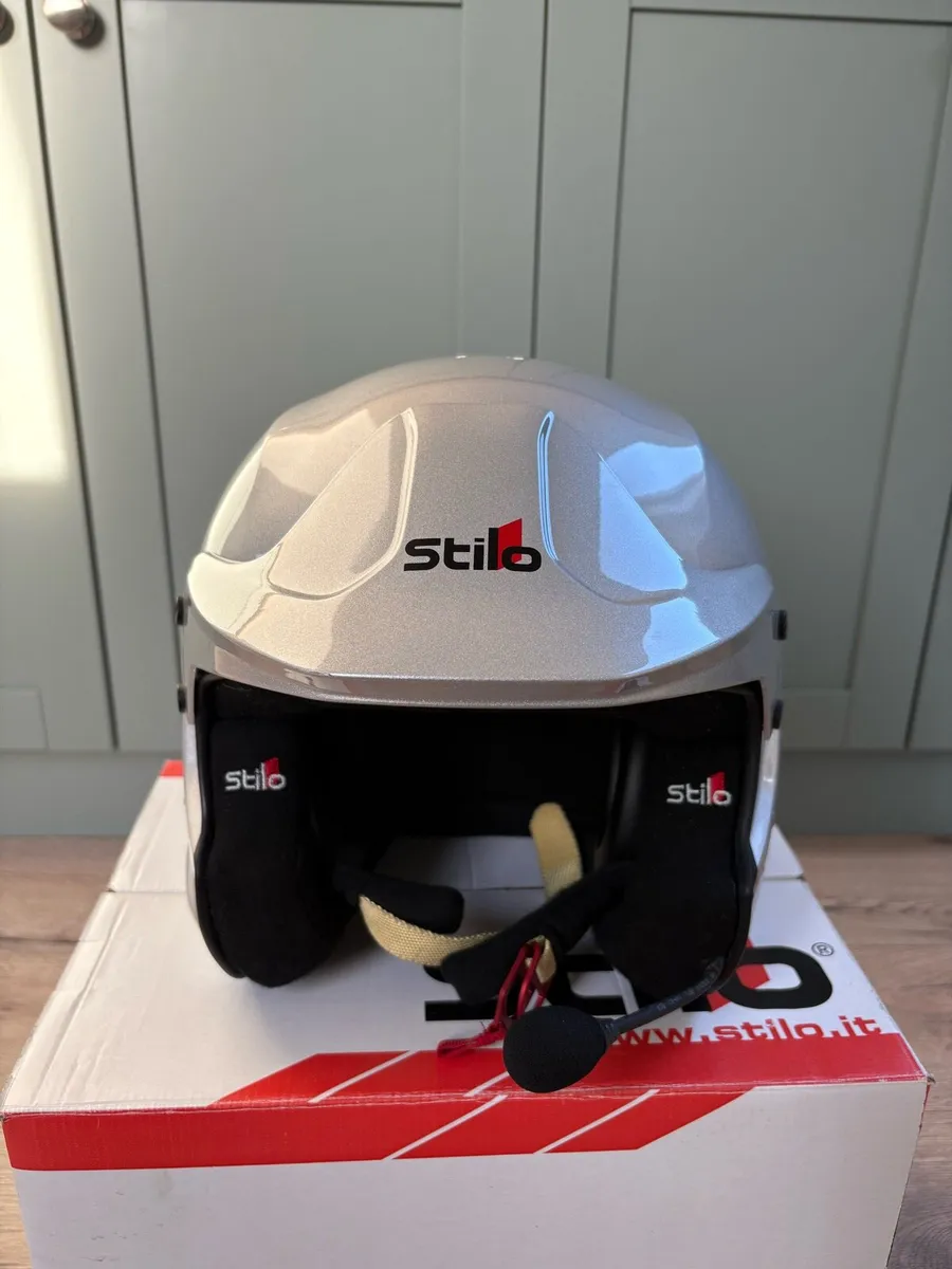 Stilo Trophy Venti Helmet - Image 1