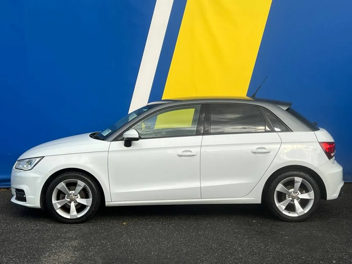 Audi A1 SPORTBACK 1.0 TFSI AUTO // AIR CONDITIONIN - Image 3