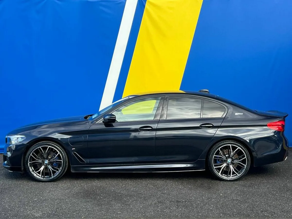 BMW 5-Series 530e M-SPORT COMPETITION PACK 2.0 HYB - Image 3