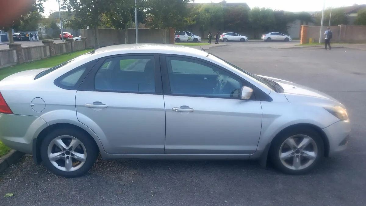 Ford Focus 2008 nct - Image 4