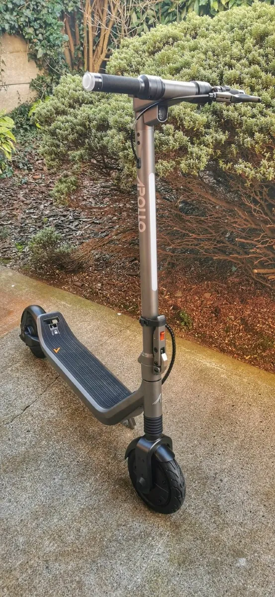 Apollo Go - Dual Motor Scooter - Image 3
