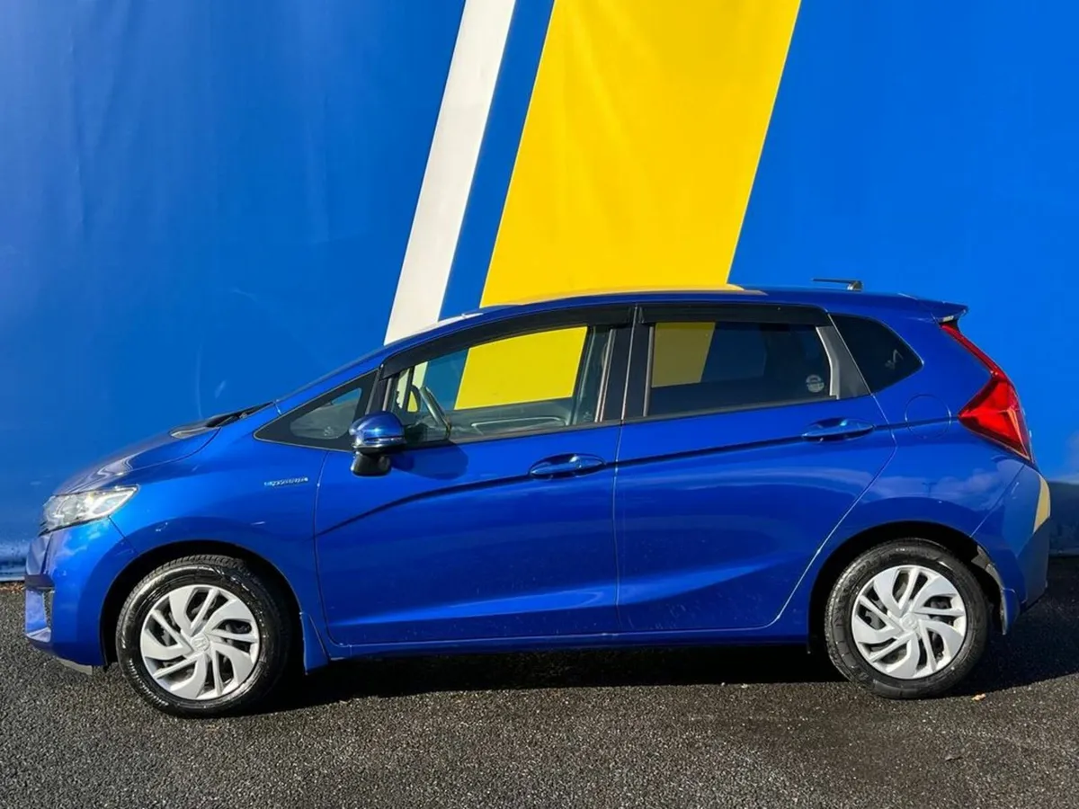 Honda Fit L-PACKAGE 1.5 HYBRID // REVERSE CAMERA / - Image 3